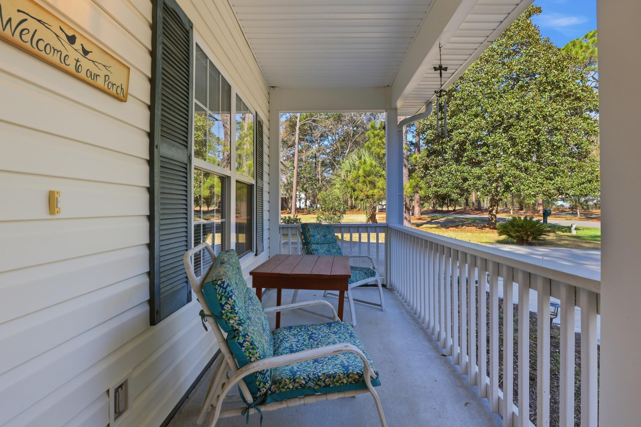 29 Royal Pines Boulevard