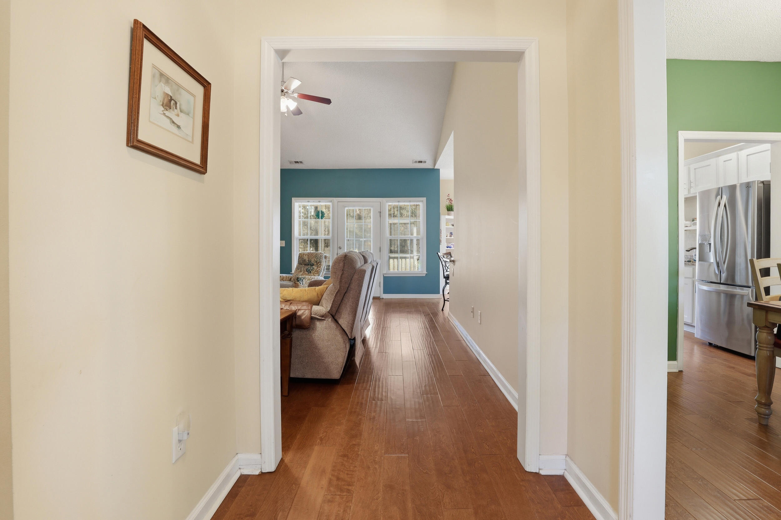 29 Royal Pines Boulevard