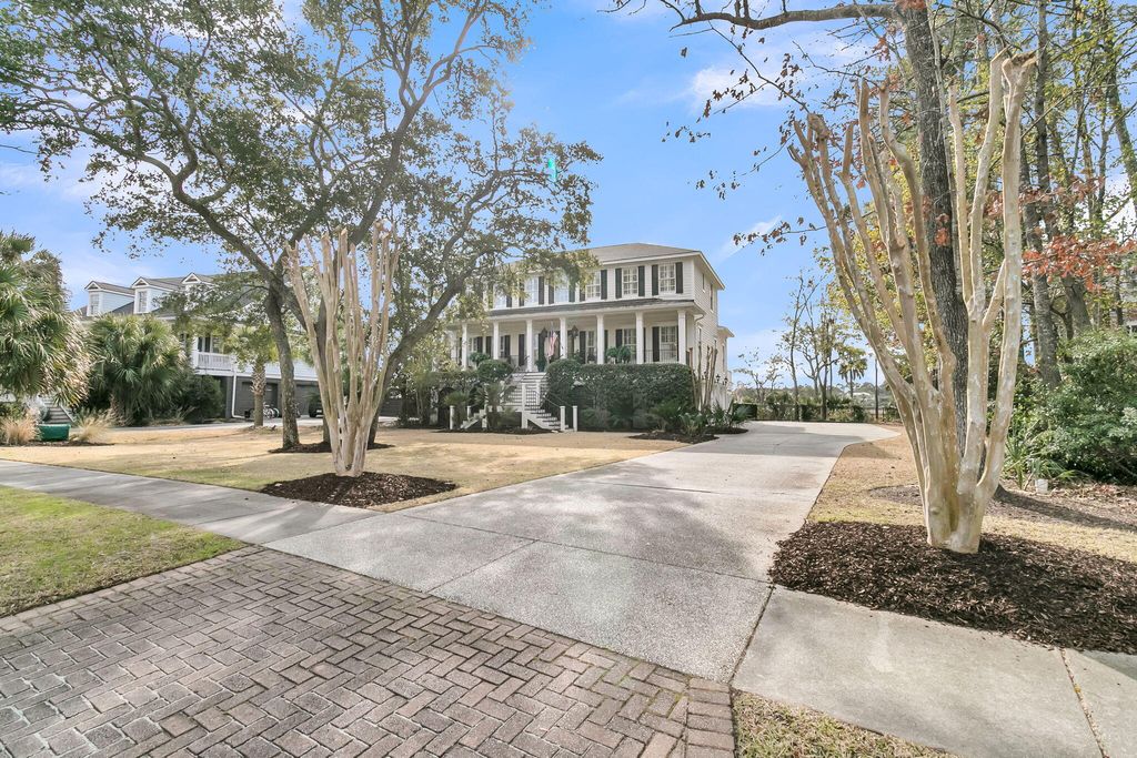 Photo of 2805 Parkers Landing Road, Mount Pleasant, SC 29466 (MLS # 26002910)