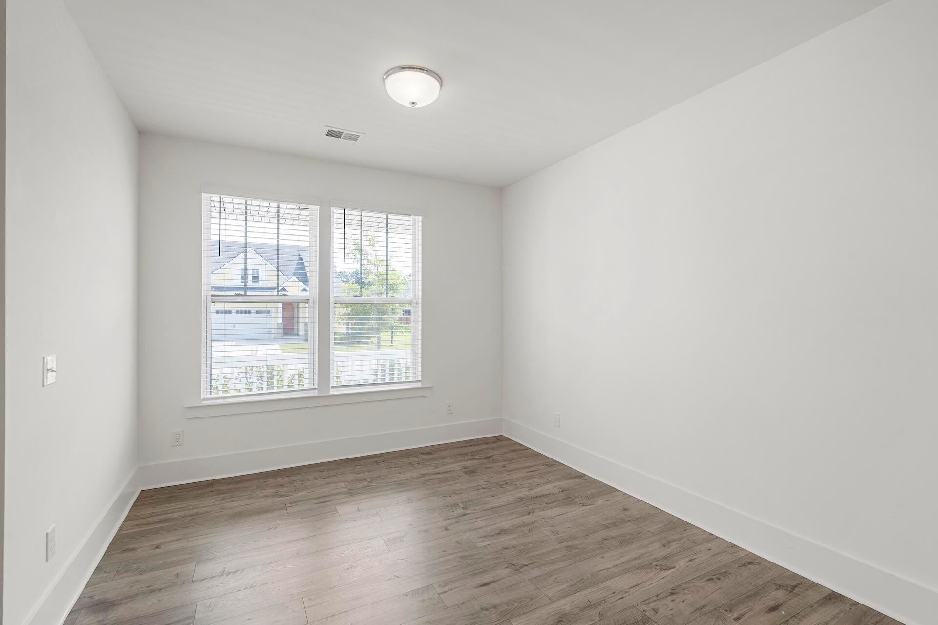 1088 Magnolia Warbler Way