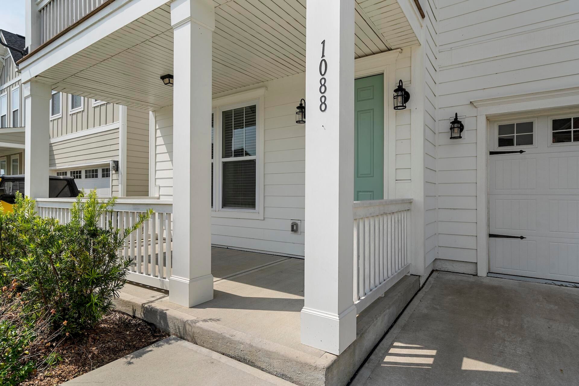 1088 Magnolia Warbler Way
