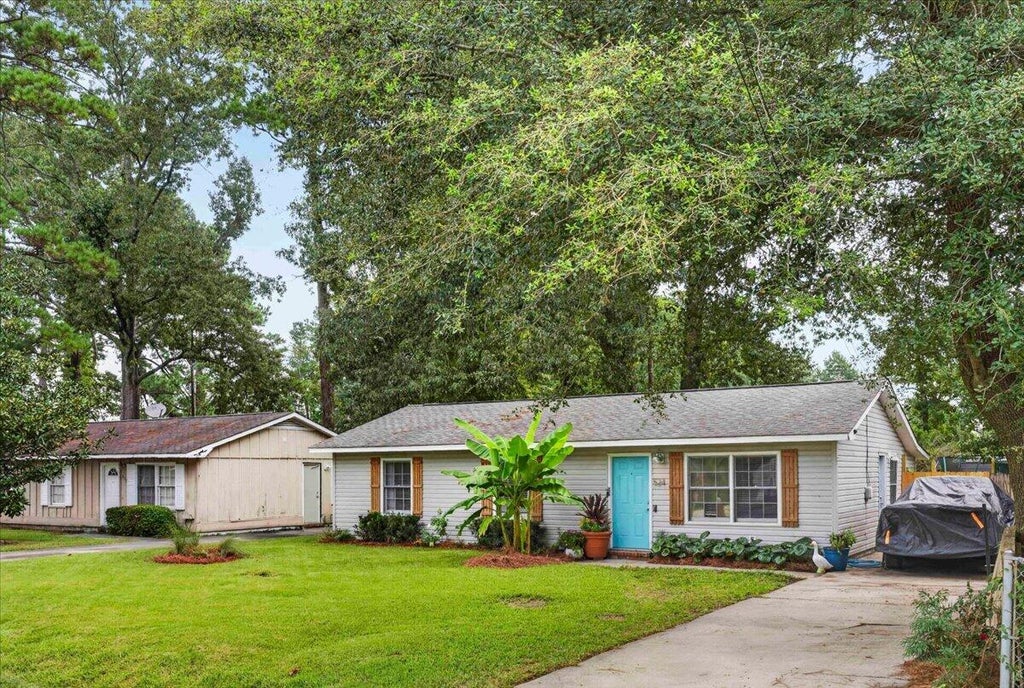 Photo of 524 Mary Scott Drive, Goose Creek, SC 29445 (MLS # 26024344)