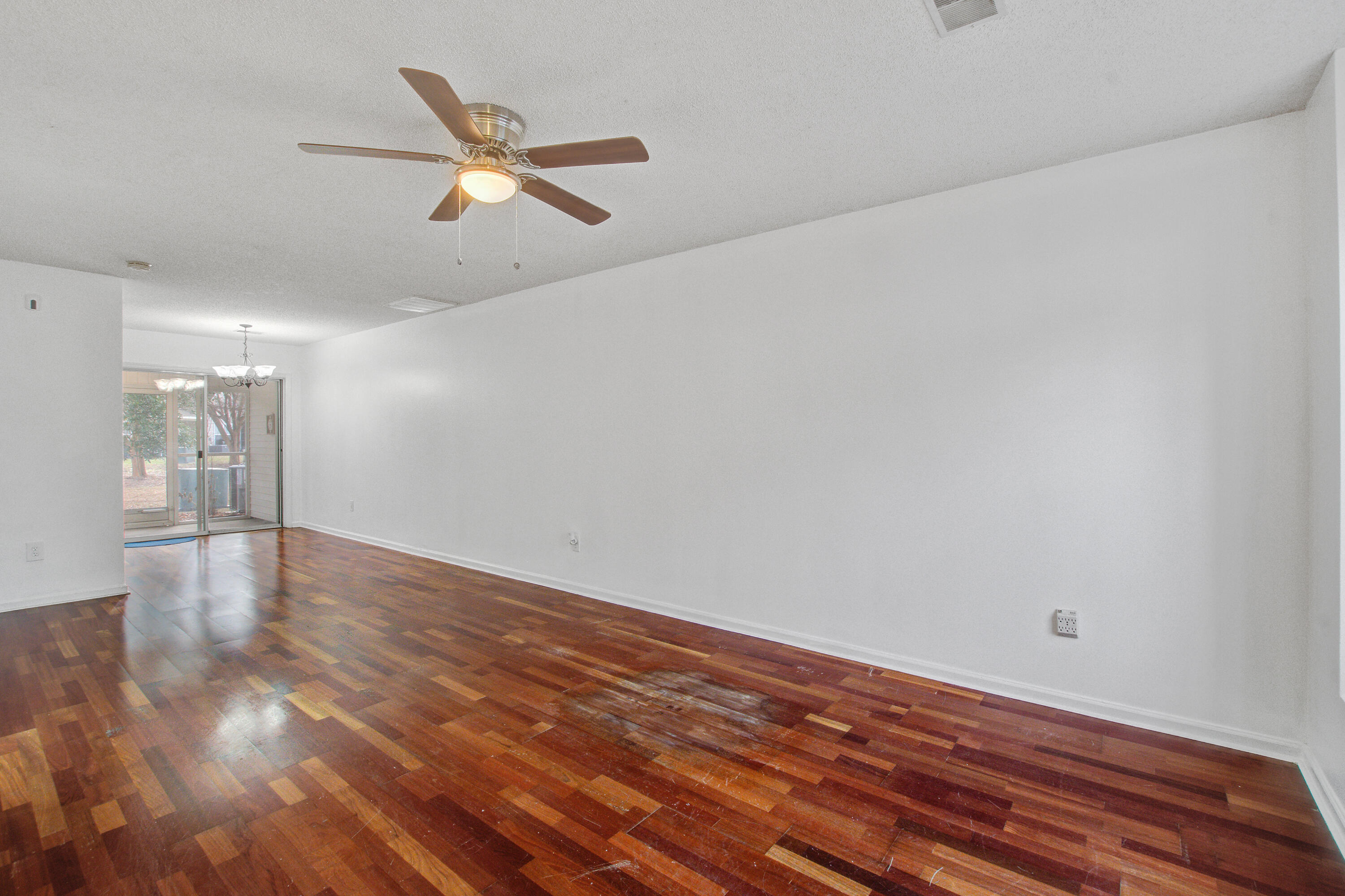 403 Yellow Hawthorn Circle