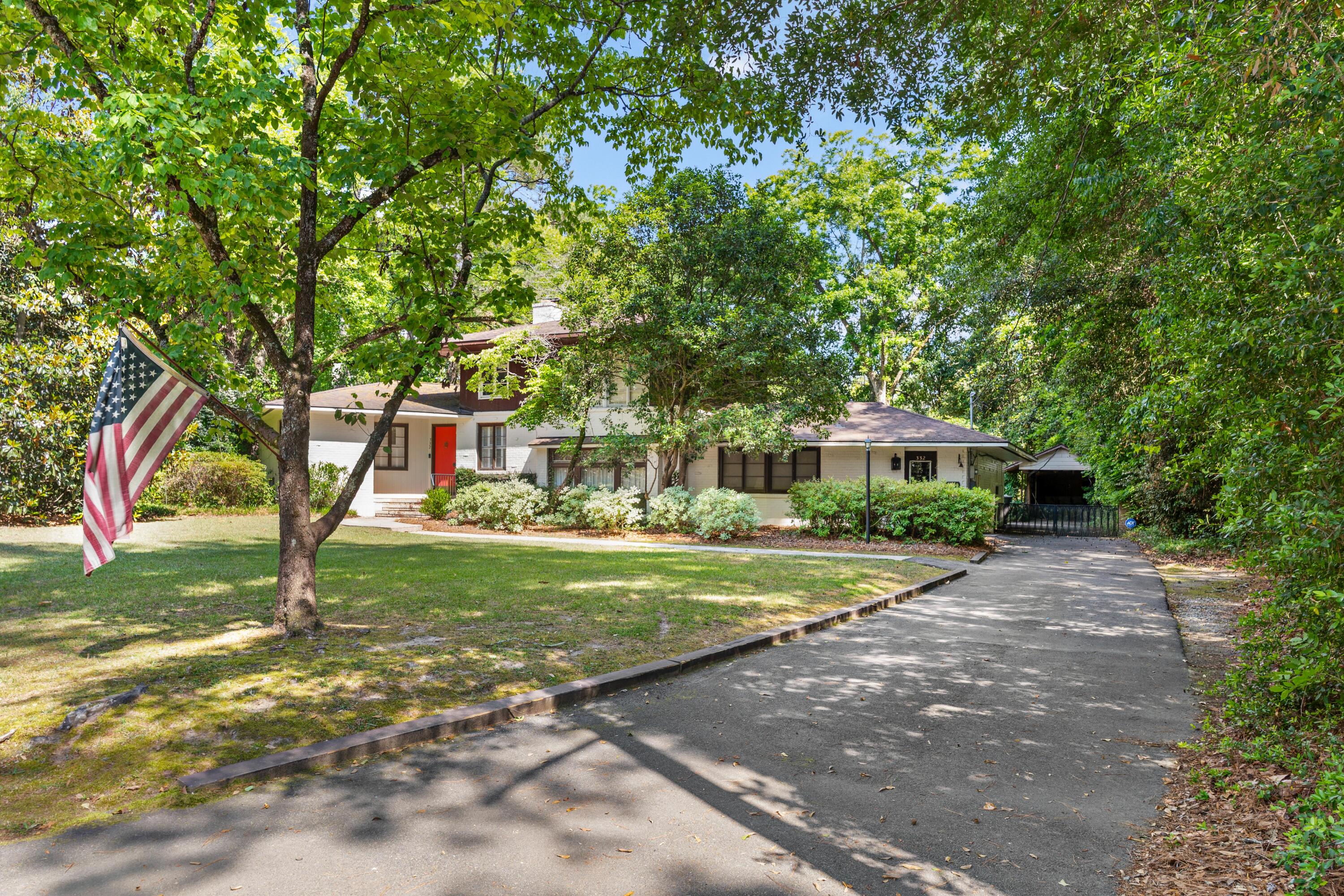 332 Berry Street