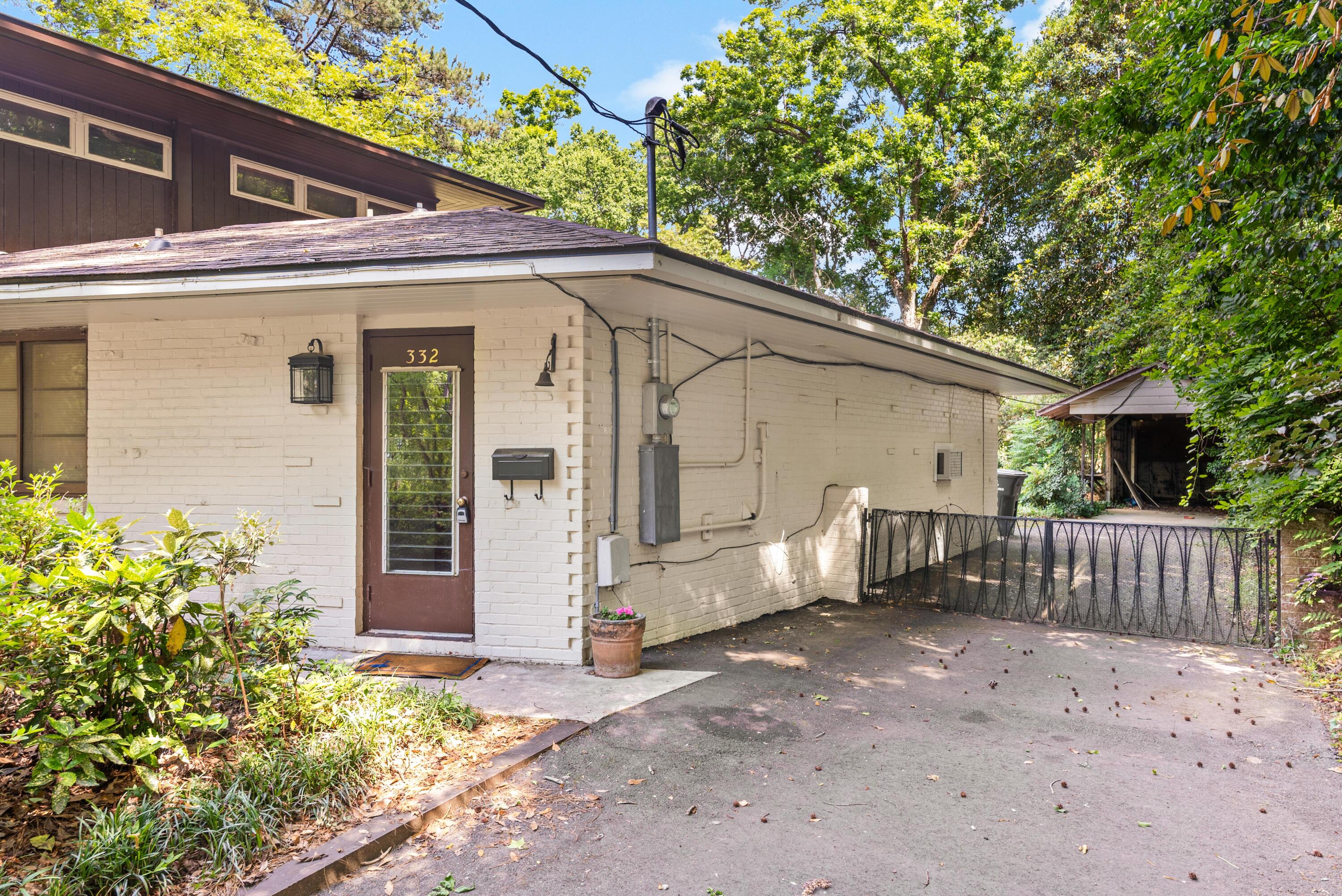 332 Berry Street
