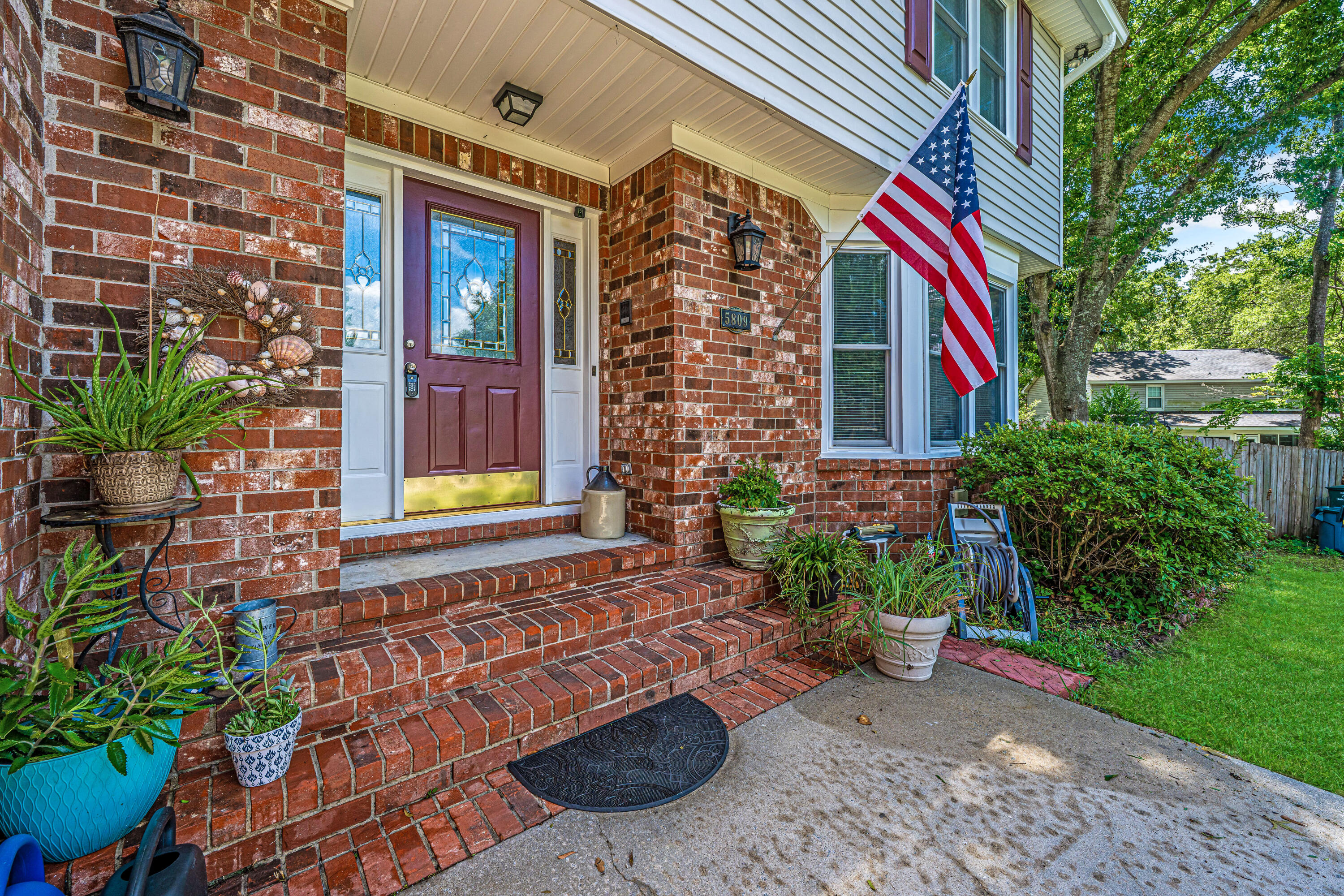 5809 Windsor Court