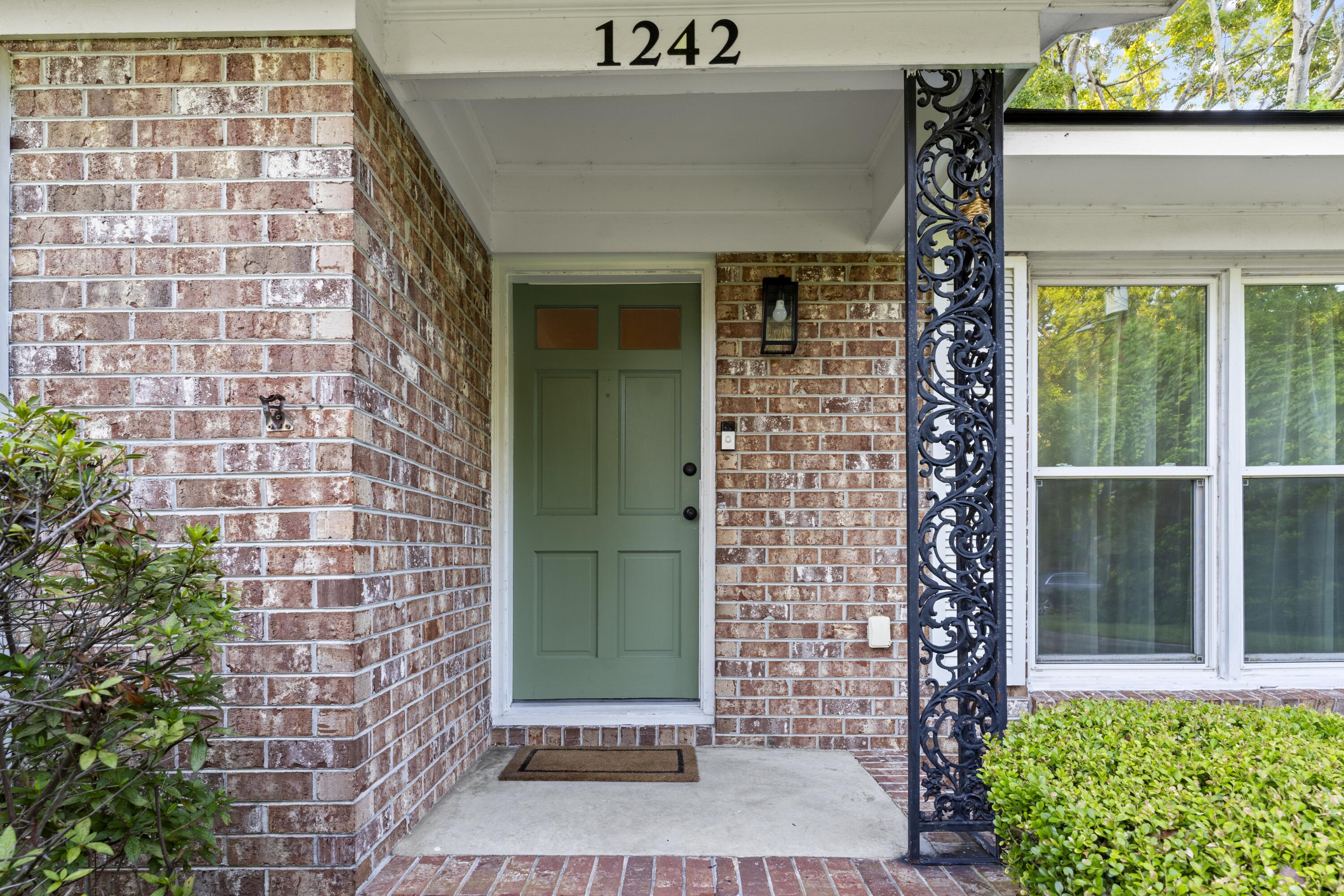 1242 Springhill Road