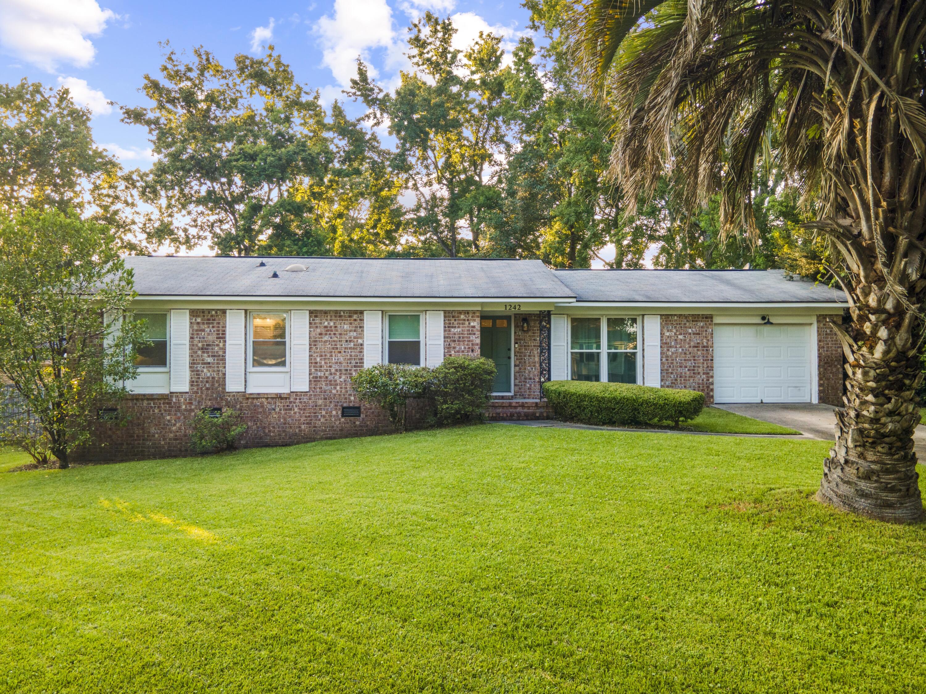 1242 Springhill Road