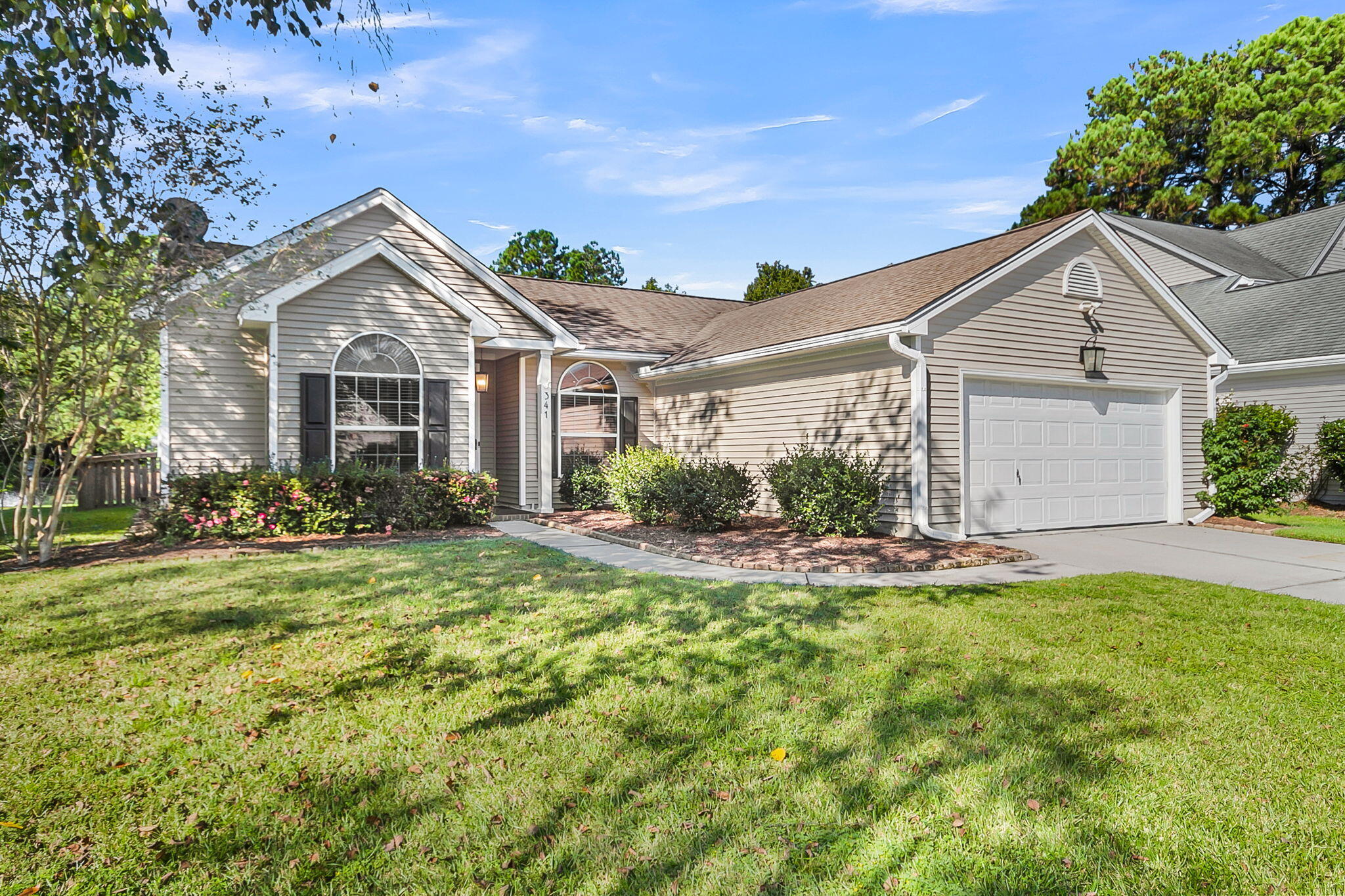 341 Jardinere Walk