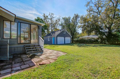 A home in North Charleston