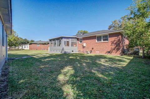 A home in North Charleston