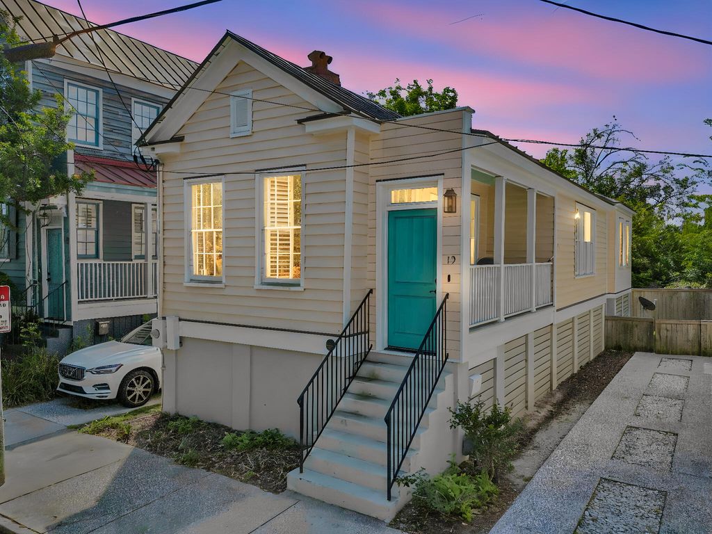 Photo of 19 Ashton Street, Charleston, SC 29403 (MLS # 26011378)