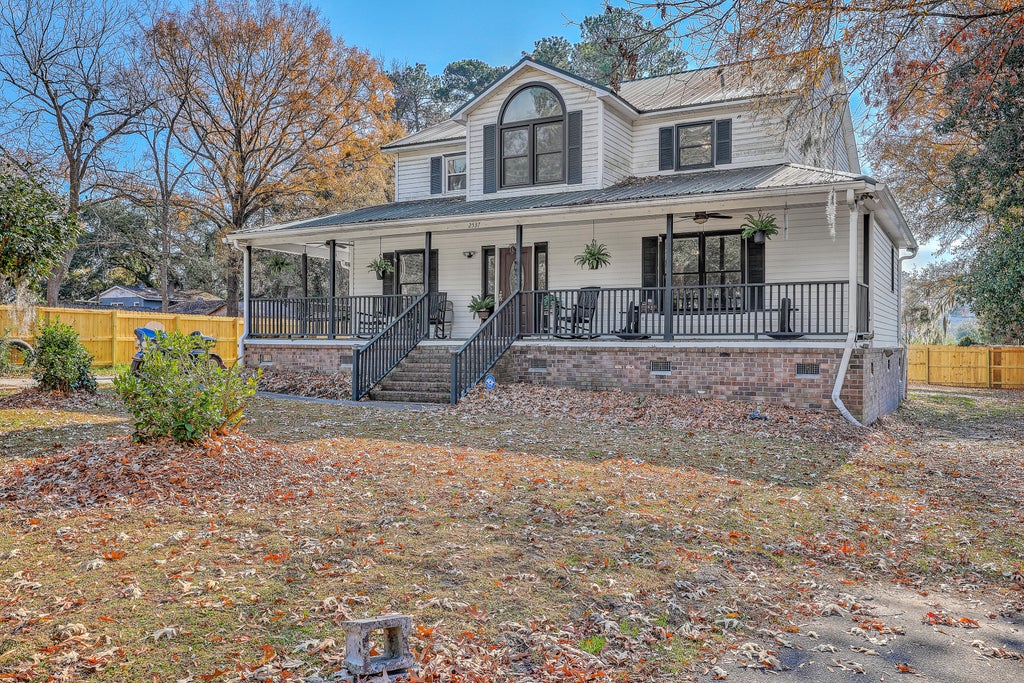 Photo of 2537 Etiwan Avenue, Charleston, SC 29414 (MLS # 26016194)
