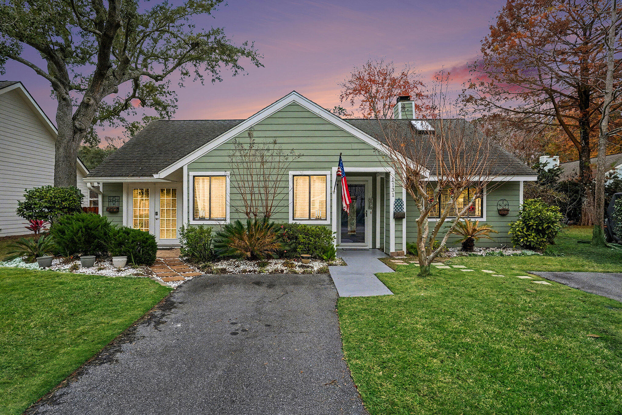 1131 Daffodil Lane