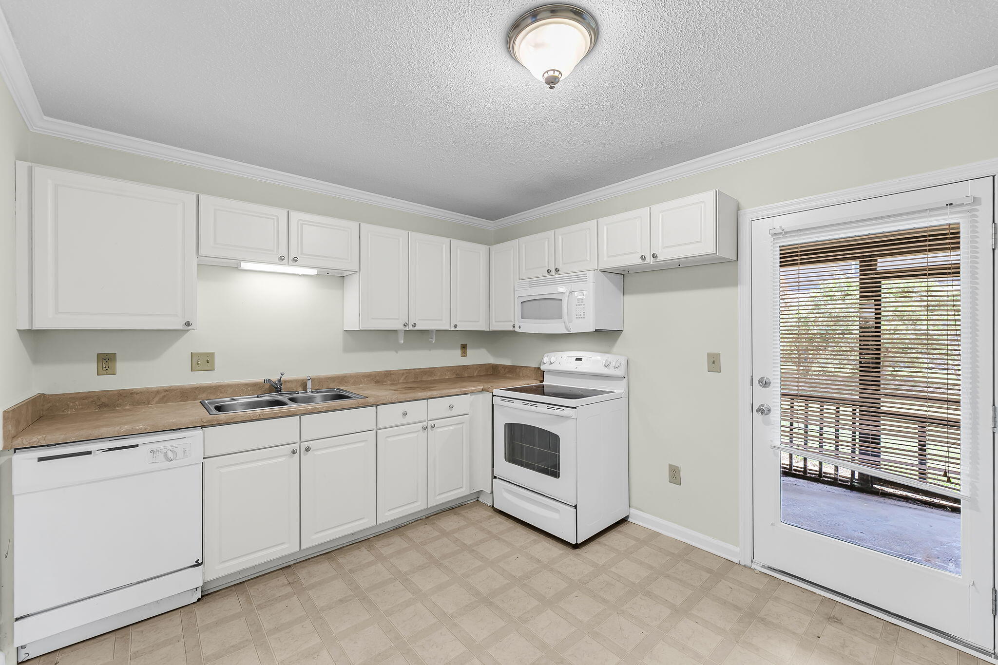 1713 Boone Hall Drive 1087