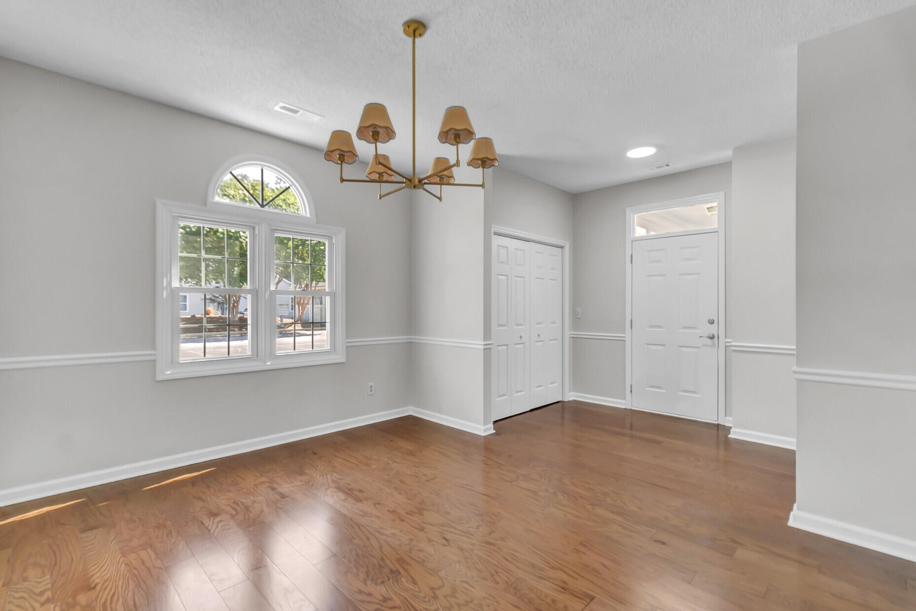 2455 Deer Ridge Lane Unit C