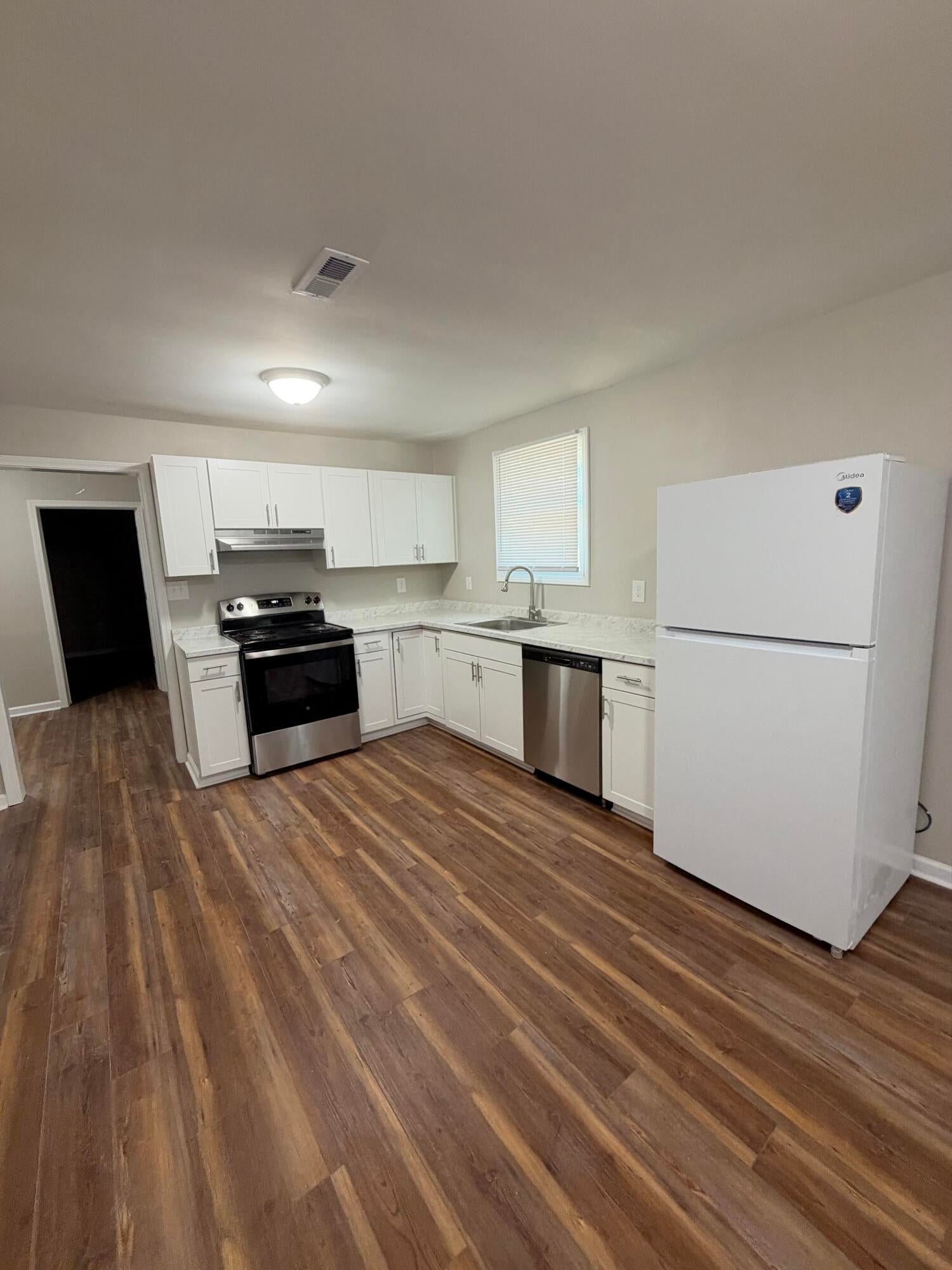 3312 Cordova Road