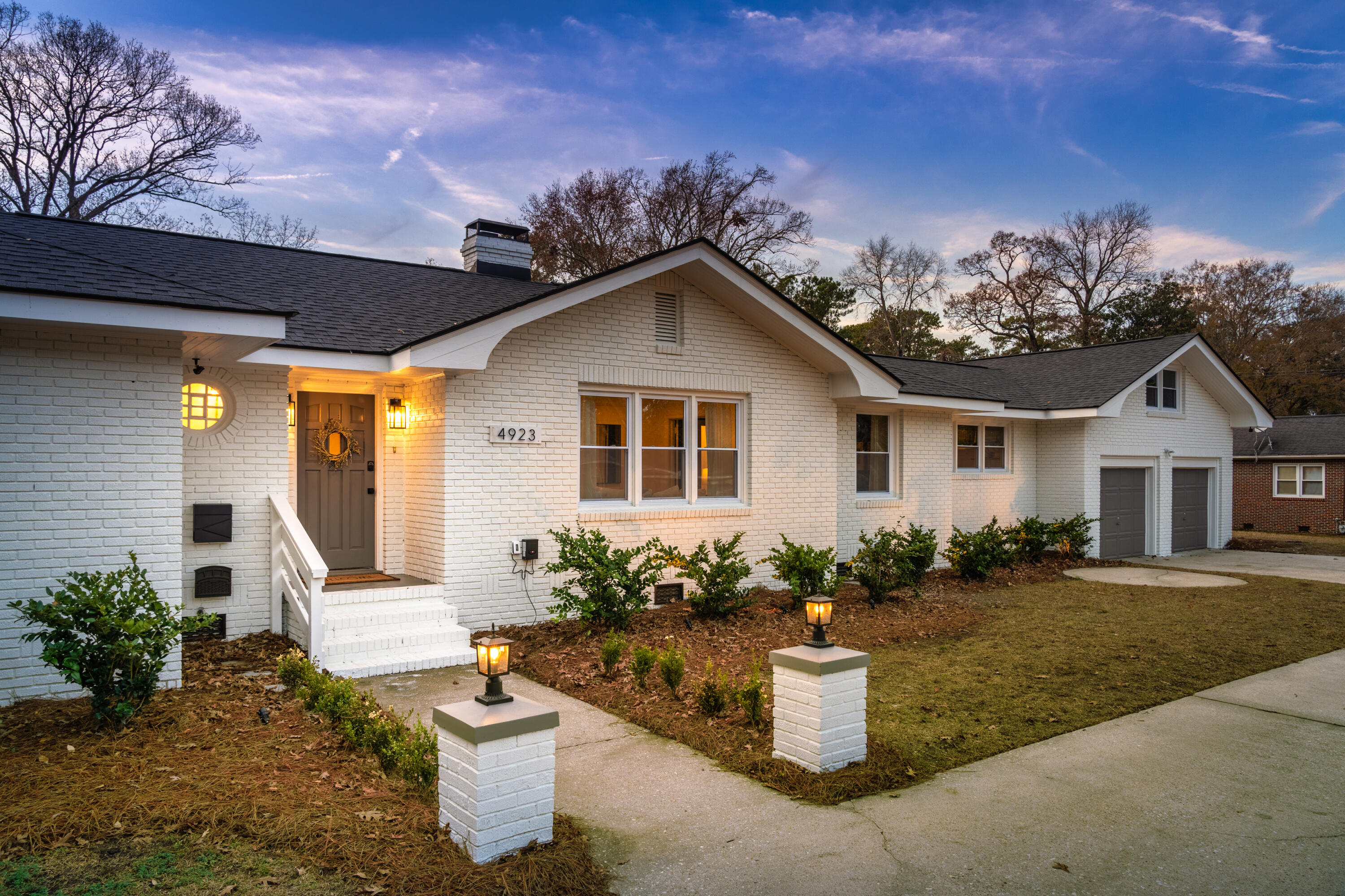 4923 Parkside Drive