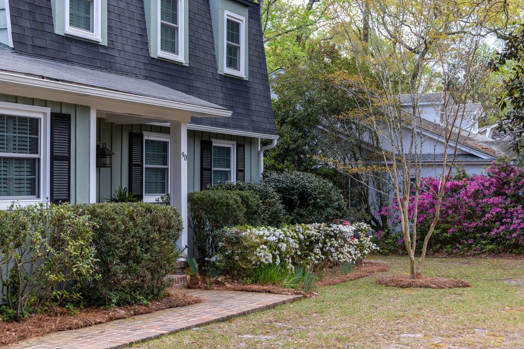 Photo of 90 Gaillard Lane, Summerville, SC 29483 (MLS # 26012791)