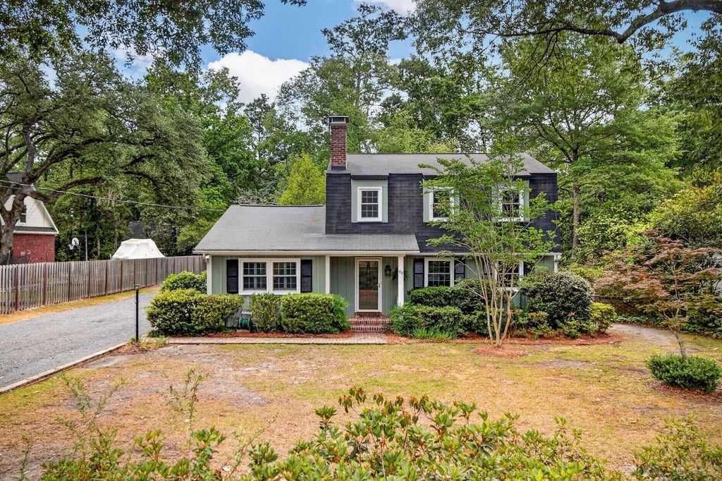 Photo of 90 Gaillard Lane, Summerville, SC 29483 (MLS # 26012791)