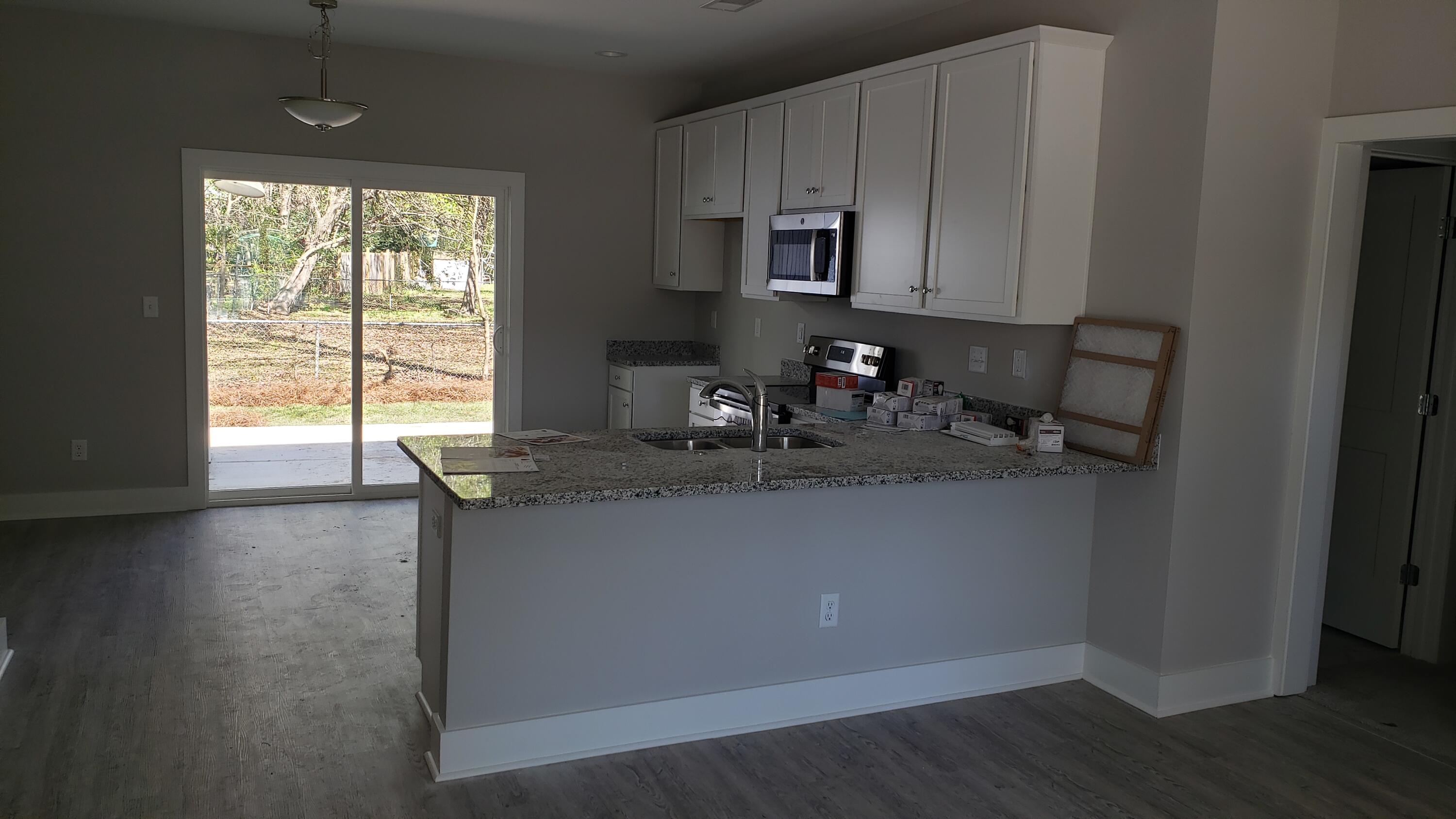 Photo 2 of 17 of 1746 Grech Street house