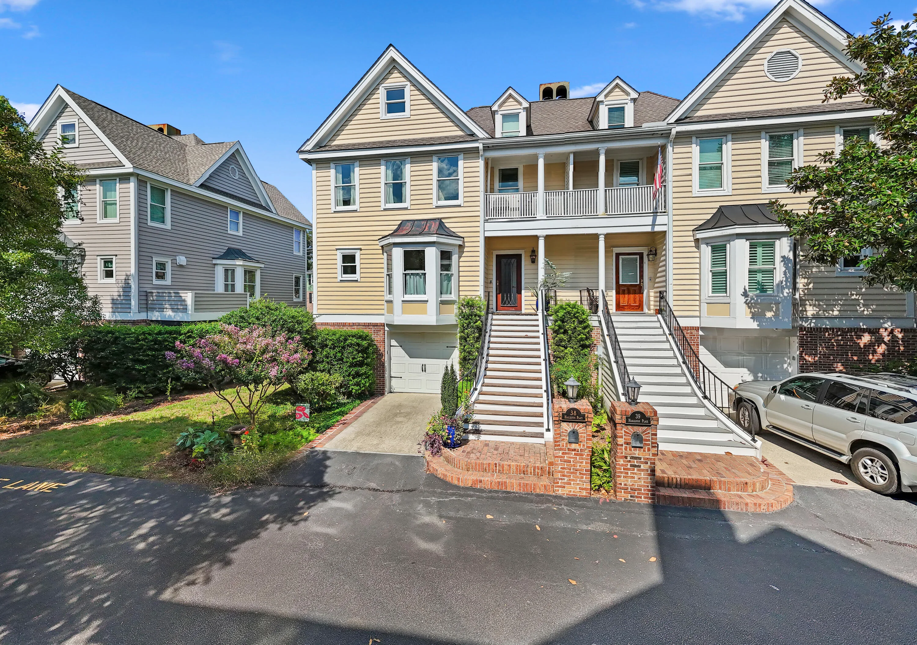 38 Harleston Place