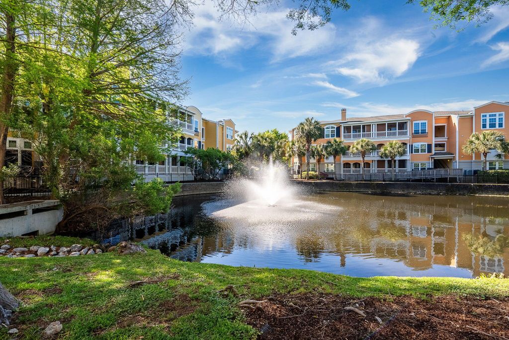 Photo of 2021 Telfair Way, Charleston, SC 29412 (MLS # 26010431)