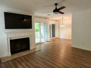 1714 Greystone Apt 43