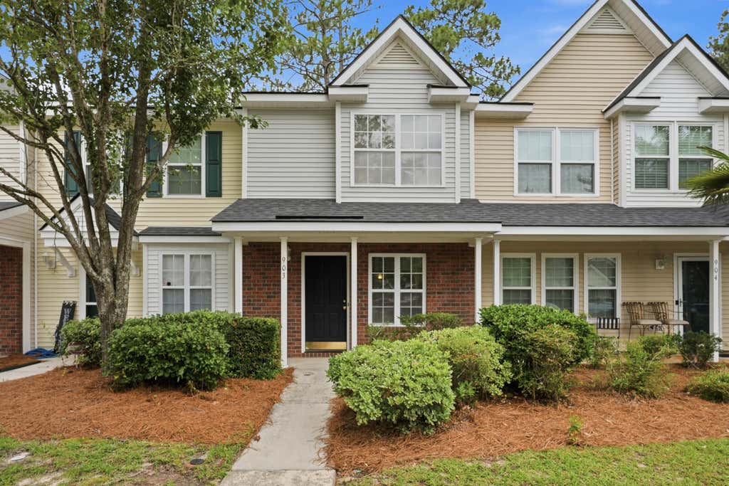 Photo of 903 Elm Hall Circle, Summerville, SC 29483 (MLS # 26017791)