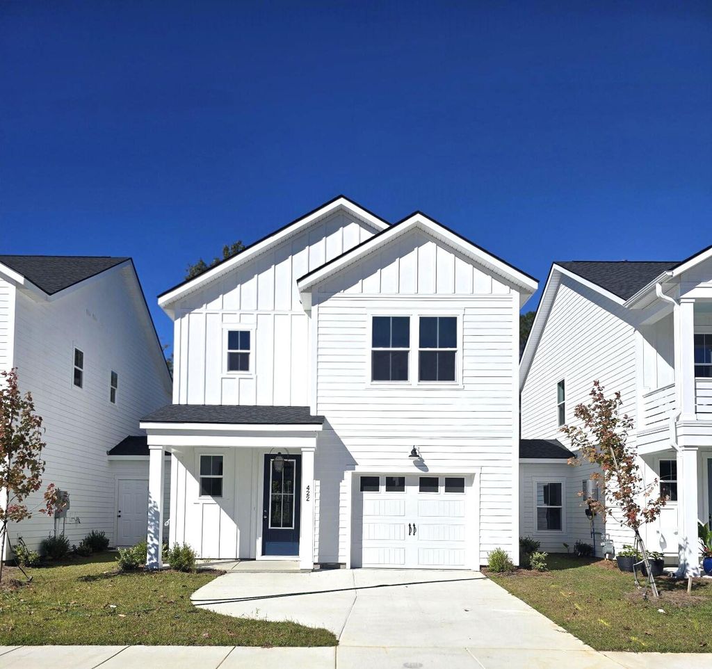 Photo of 422 Queenview Lane, Charleston, SC 29414 (MLS # 25028936)