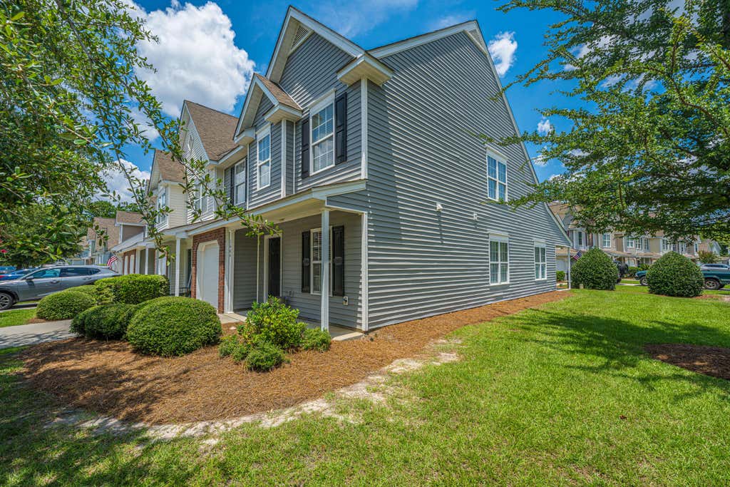 Photo of 1404 Buckthorn Circle, Summerville, SC 29483 (MLS # 26020540)