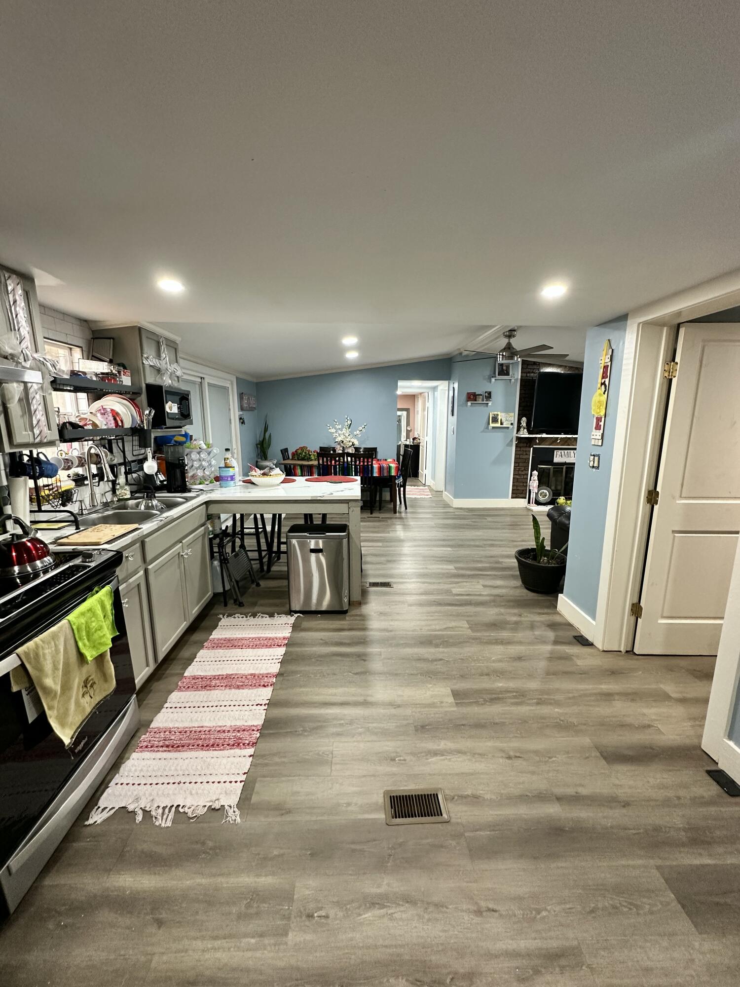 6995 Arthur Gayle Road