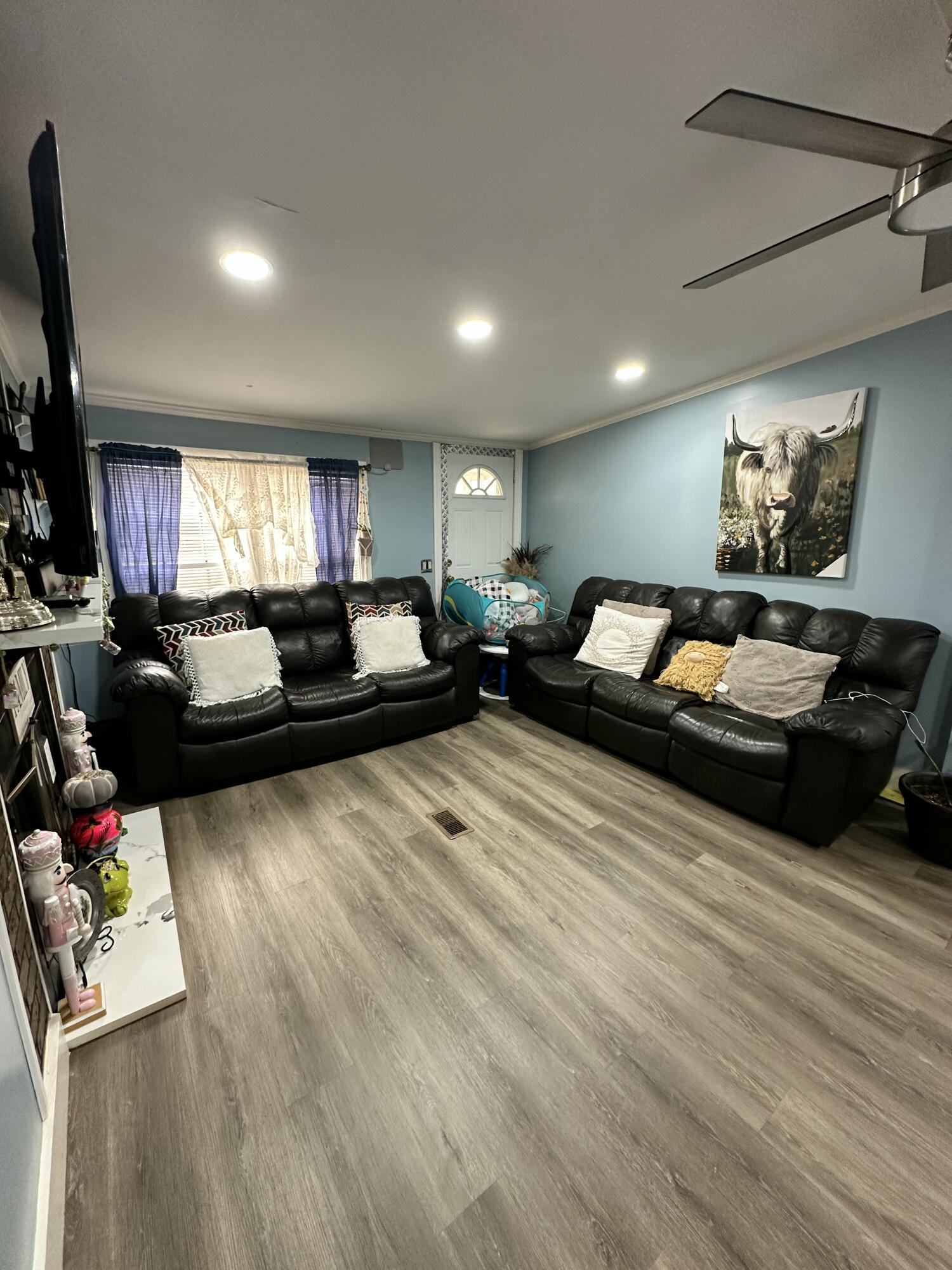 6995 Arthur Gayle Road