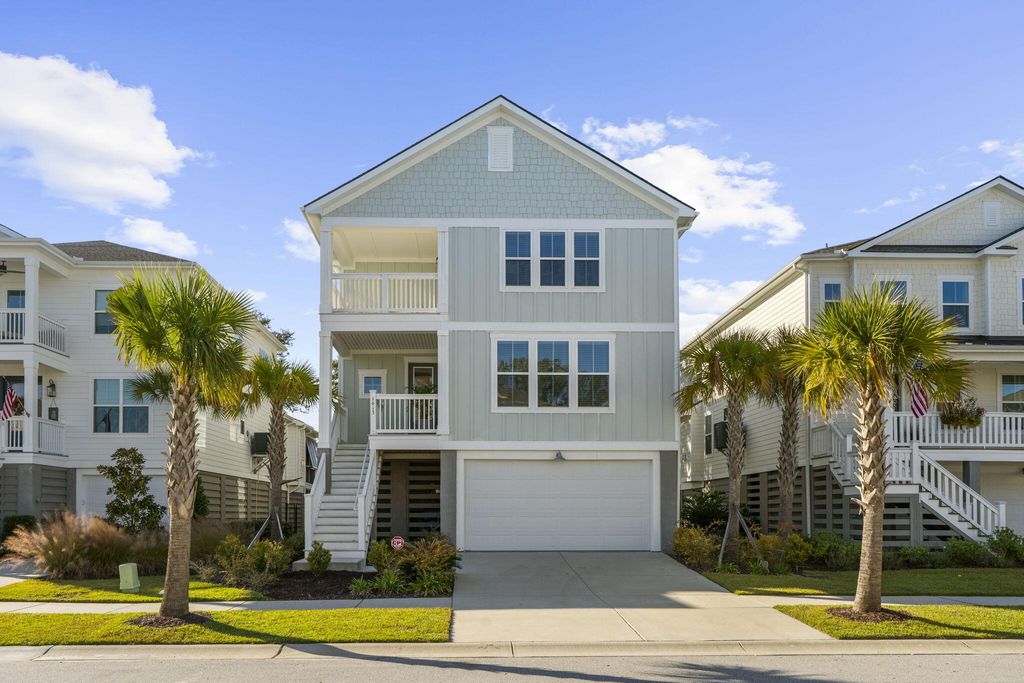 Photo of 1613 Farmers Way, Mount Pleasant, SC 29466 (MLS # 25030095)