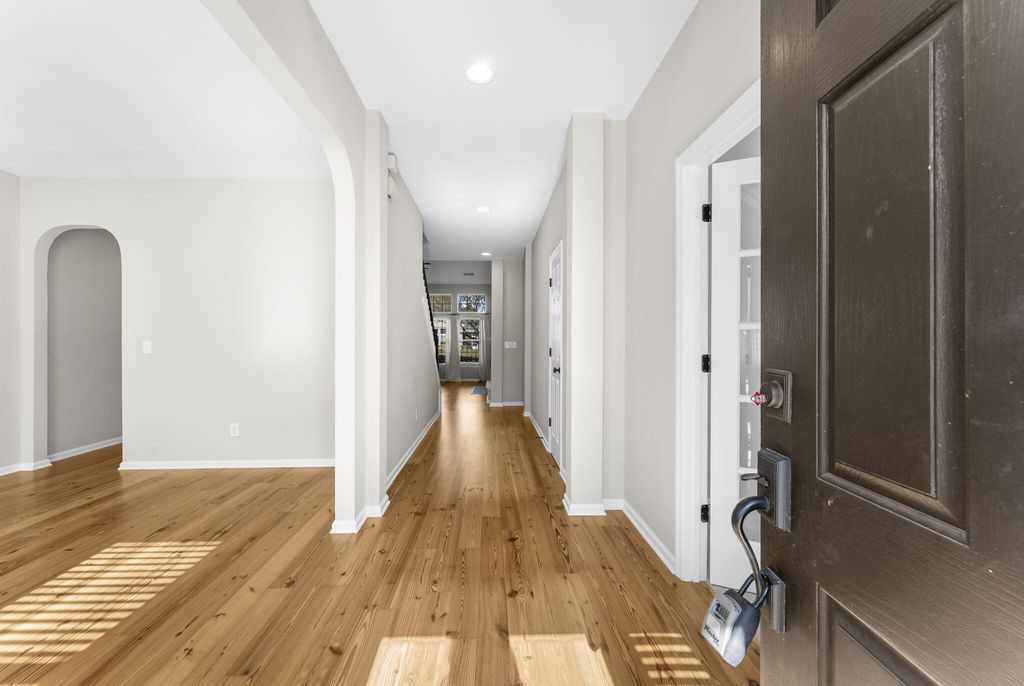 Photo of 2191 Andover Way, Mount Pleasant, SC 29466 (MLS # 25029845)