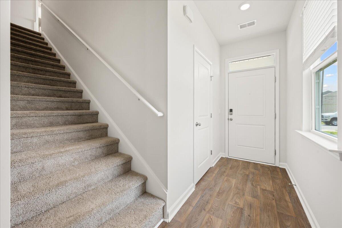 905 Woodside Creek Lane