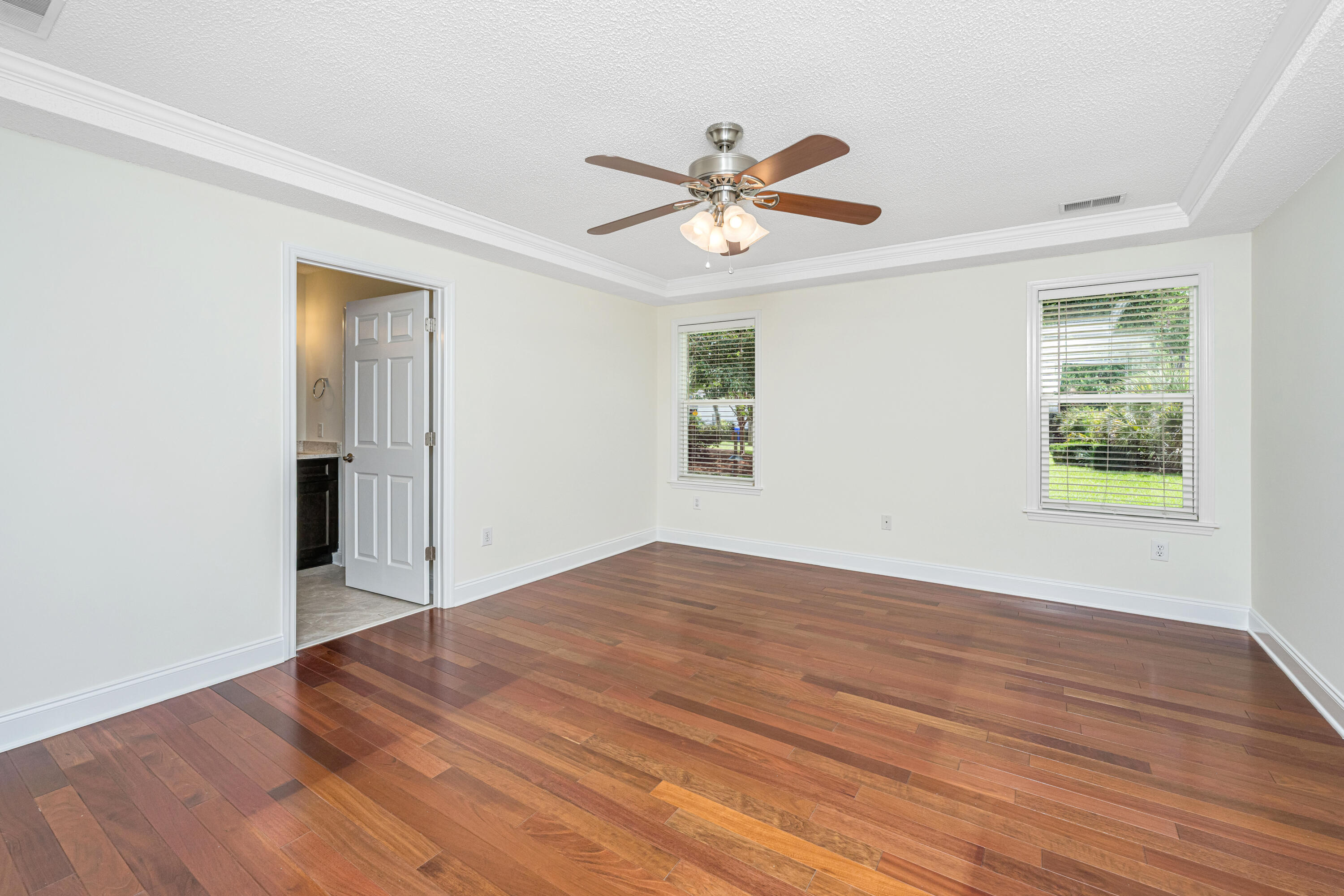 253 Gullane Drive