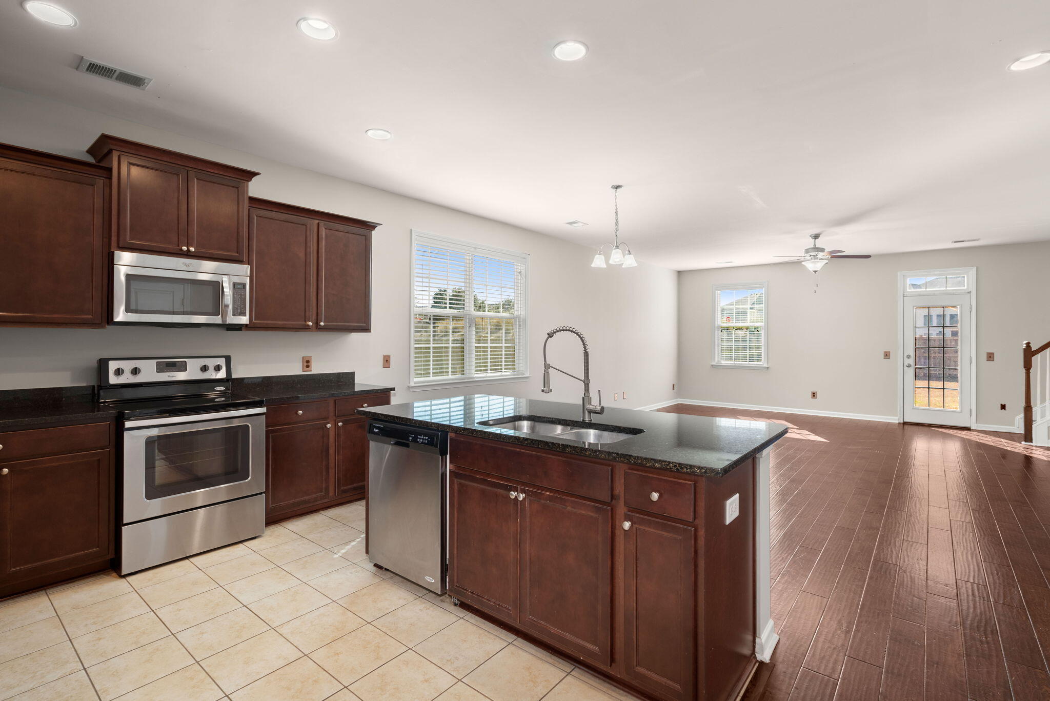 472 Foxbank Plantation Boulevard