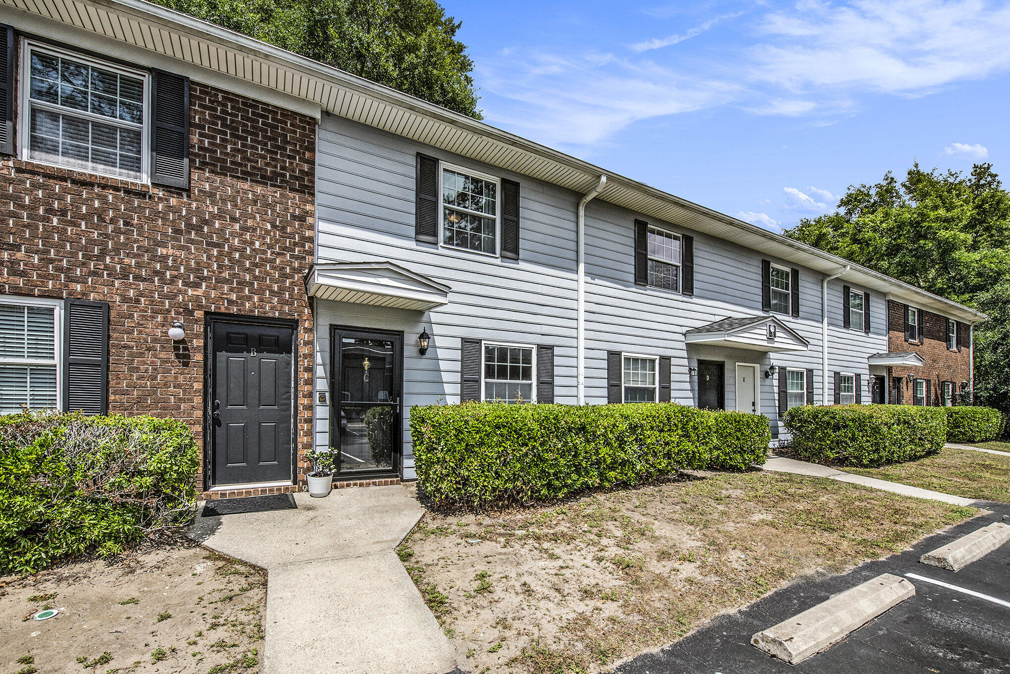 21 Rivers Point Row 3c