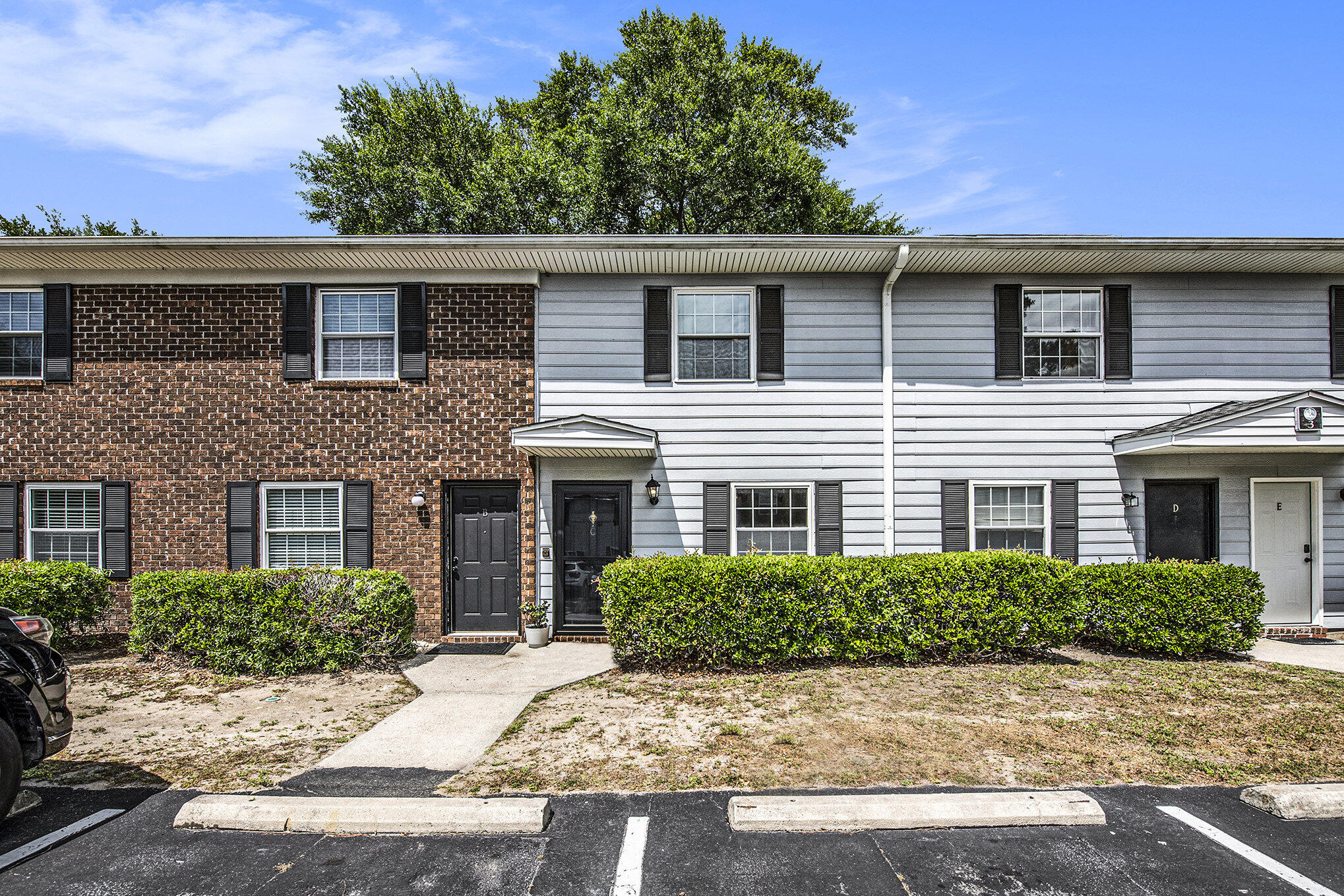 21 Rivers Point Row 3c