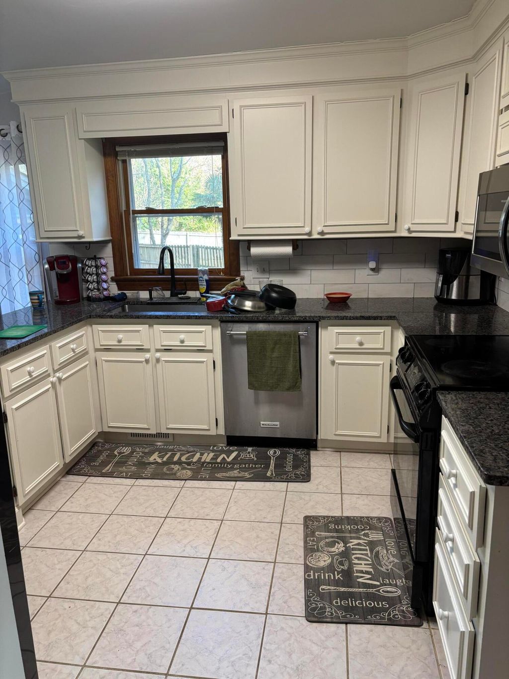 Photo of 112 River Oak Lane, Charleston, SC 29418 (MLS # 25032043)