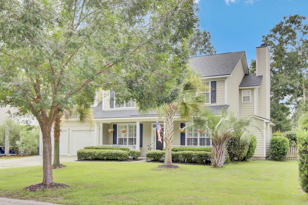 Photo of 2116 Tall Grass Circle, Mount Pleasant, SC 29466 (MLS # 26000021)
