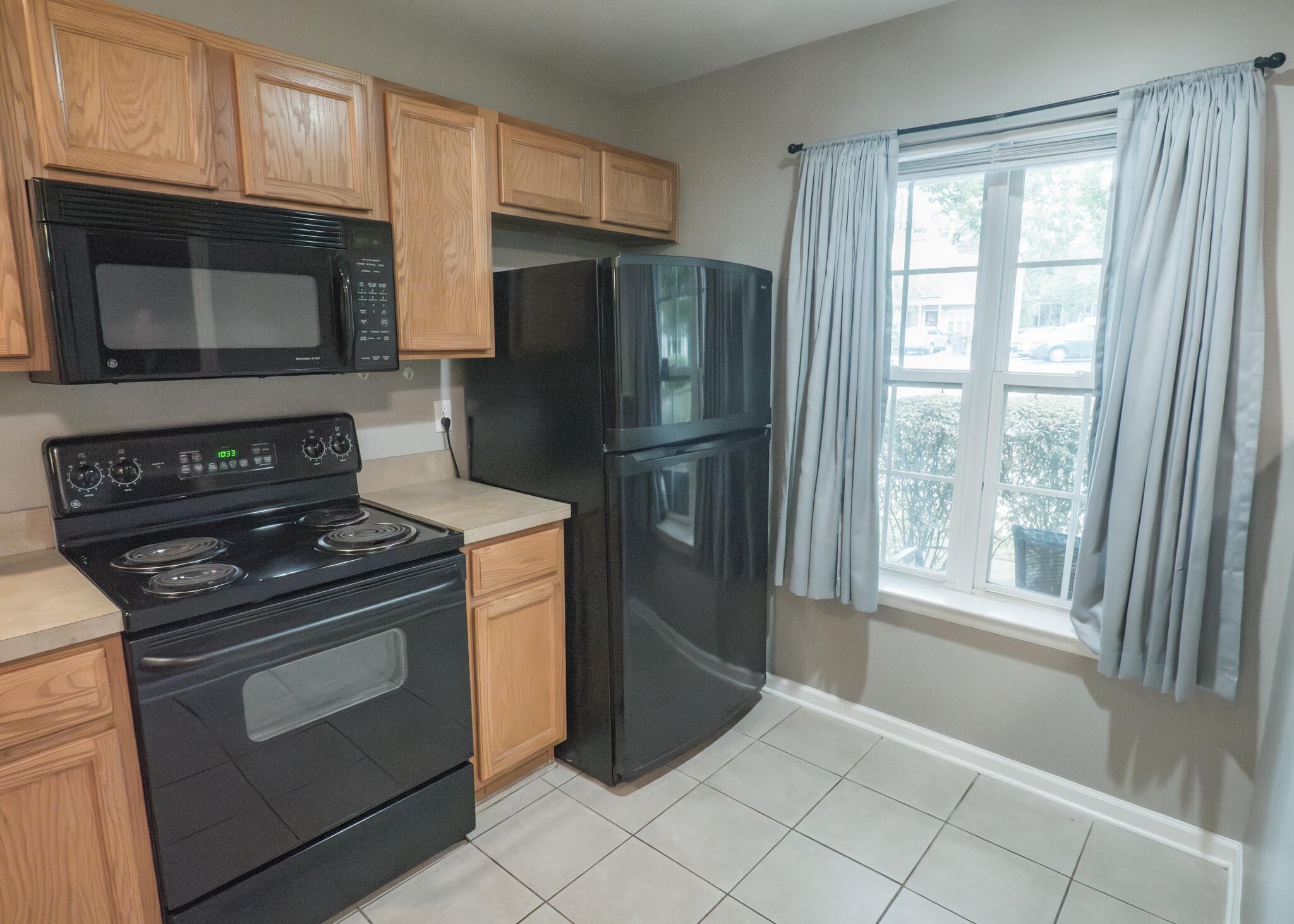 7919 Shadow Oak Drive