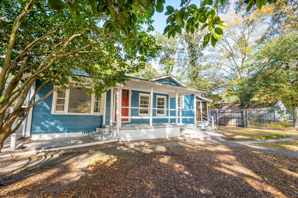 Photo of 1620 Mole Lane, North Charleston, SC 29406 (MLS # 26013162)