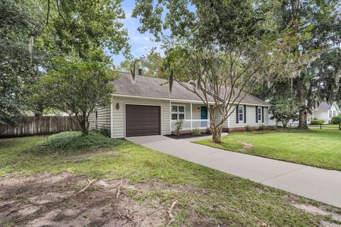 18 Paddlecreek Avenue Charleston SC 29412
