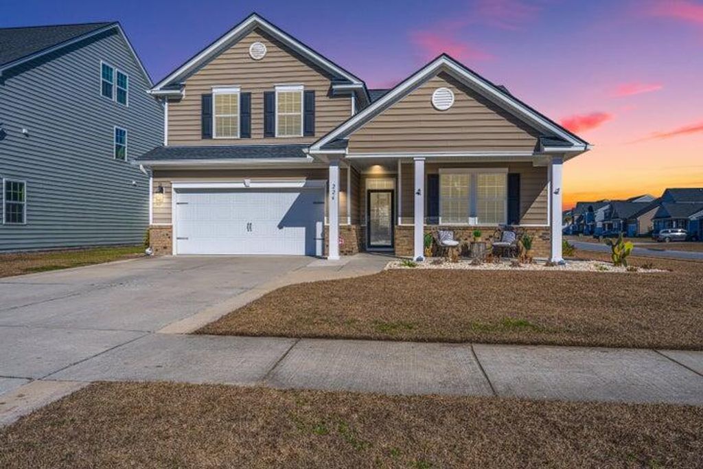 Photo of 226 Firewheel Court, Summerville, SC 29486 (MLS # 26013884)