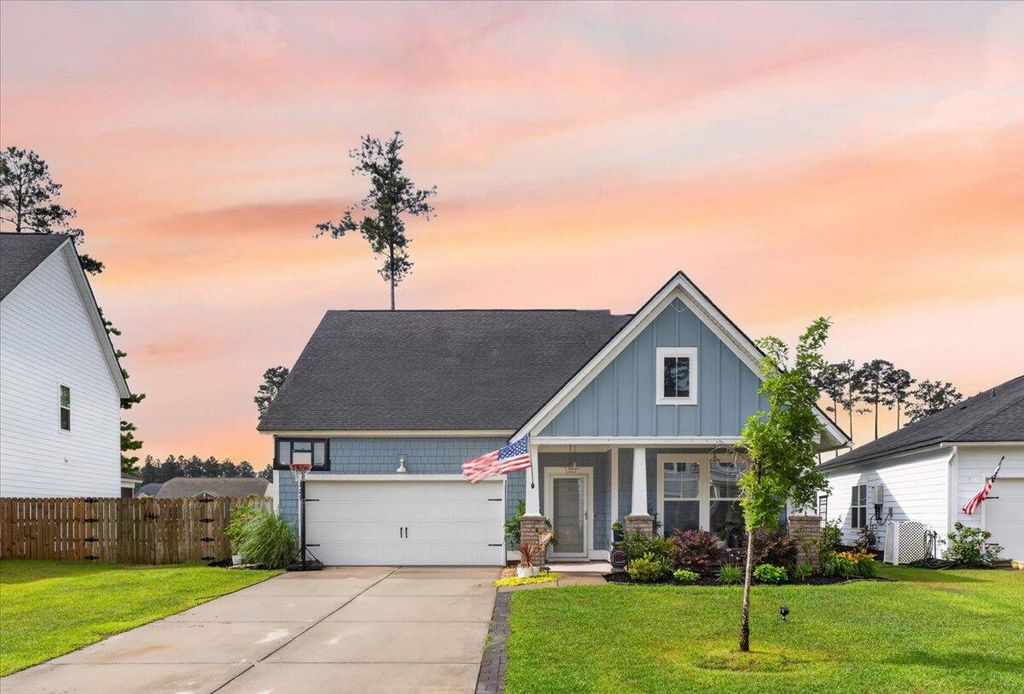 Photo of 129 Belfort Place, Summerville, SC 29486 (MLS # 26012556)