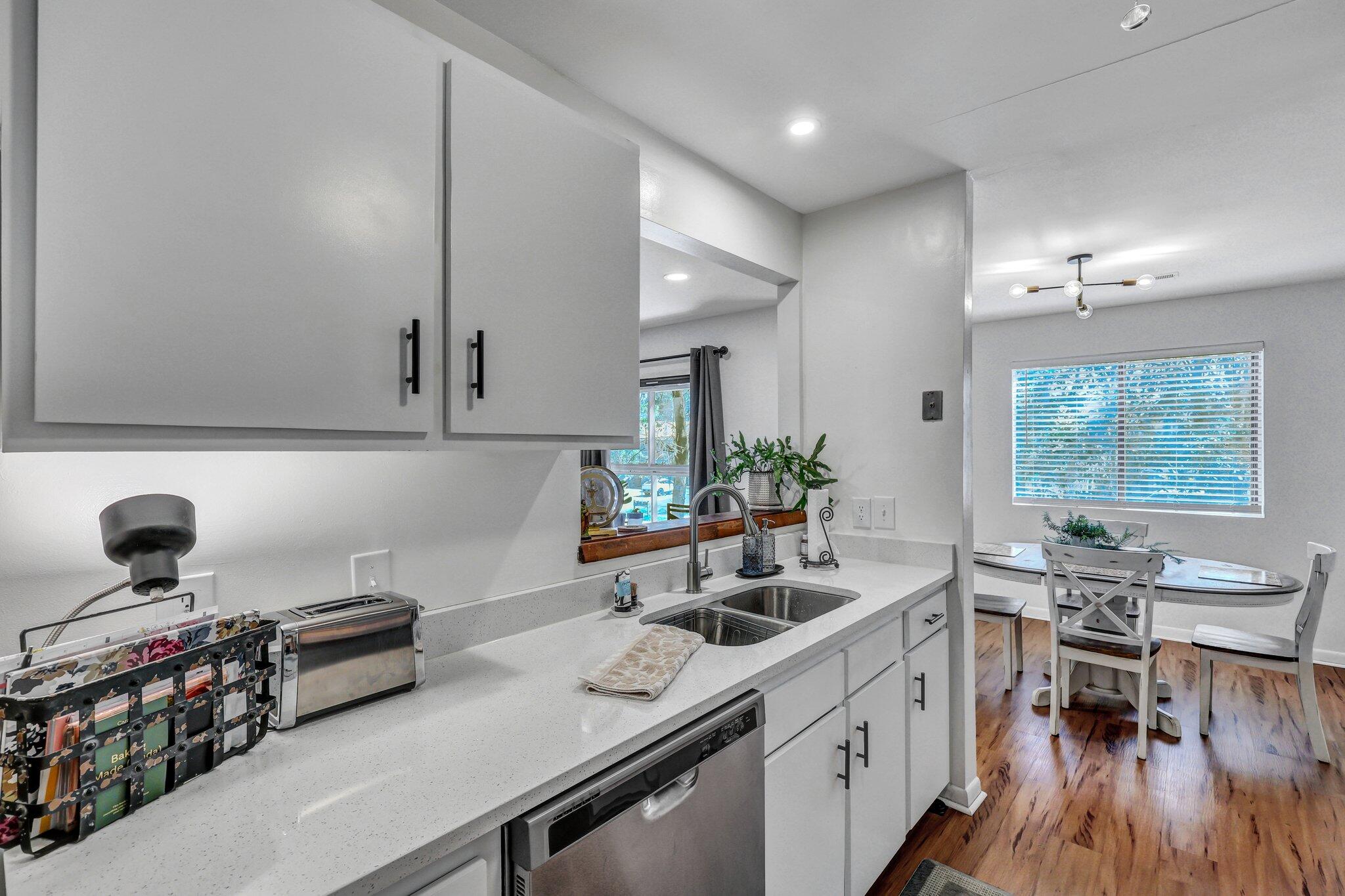 87 Ashley Hall Plantation Road 108