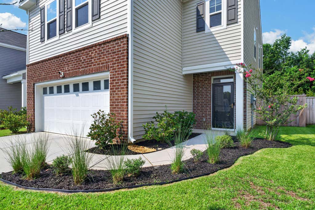 Photo of 713 Pepperbush Street, Charleston, SC 29414 (MLS # 26021923)