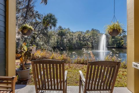 A home in North Charleston